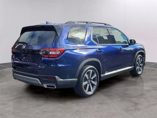2023 Honda Pilot AWD Elite