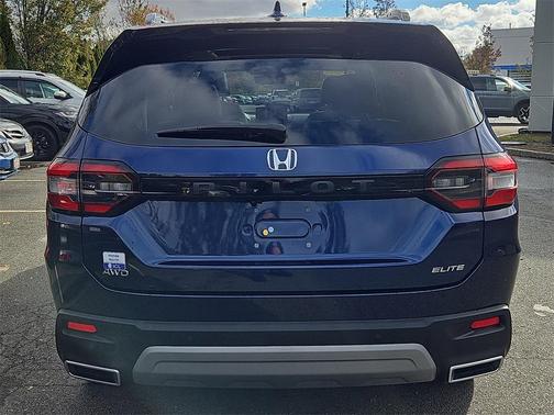 2023 Honda Pilot AWD Elite