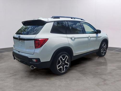 2022 Honda Passport AWD Elite