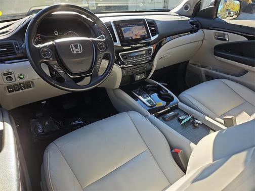 2017 Honda Pilot Touring