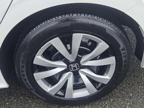 Platinum White Pearl 2023 Honda Civic LX