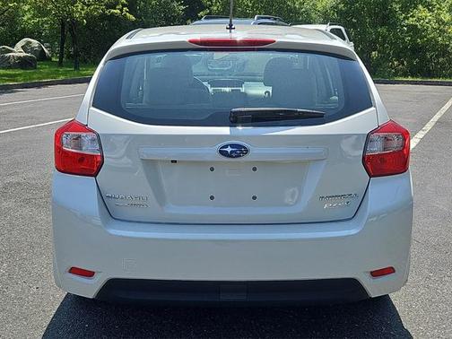 2016 Subaru Impreza 2.0i Premium