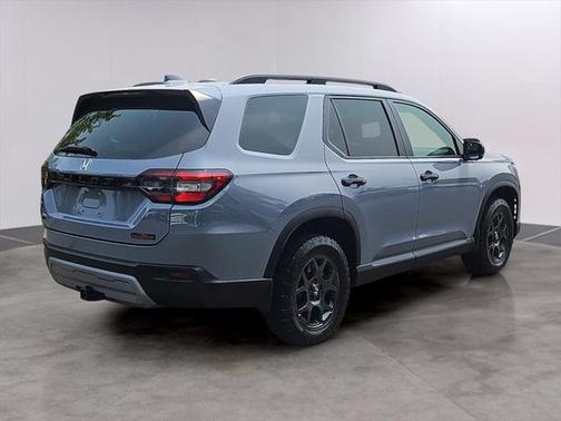 2023 Honda Pilot AWD TrailSport