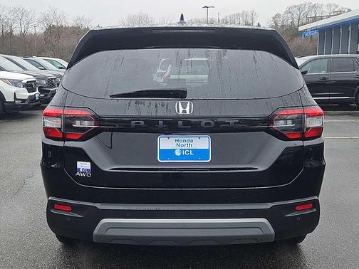 Crystal Black Pearl 2023 Honda Pilot AWD EX-L 7 Passenger