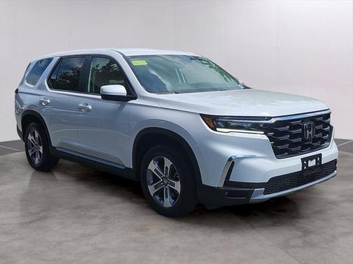 2023 Honda Pilot AWD EX-L 8 Passenger