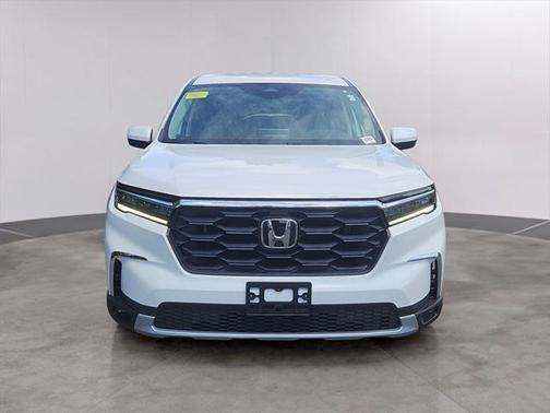 2023 Honda Pilot AWD EX-L 8 Passenger