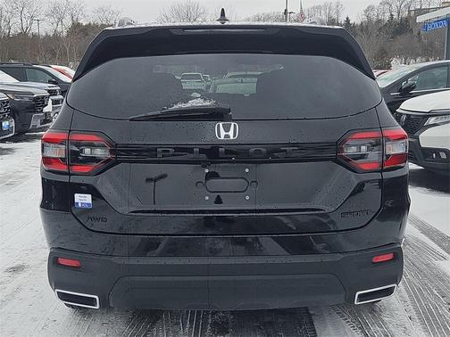 2025 Honda Pilot Sport