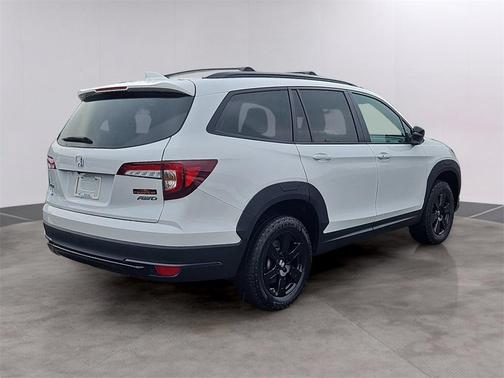 2022 Honda Pilot AWD TrailSport