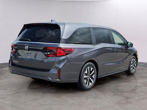 Modern Steel Metallic 2026 Honda Odyssey EX-L