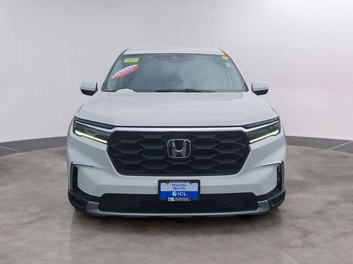 Platinum White Pearl 2023 Honda Pilot AWD EX-L 7 Passenger