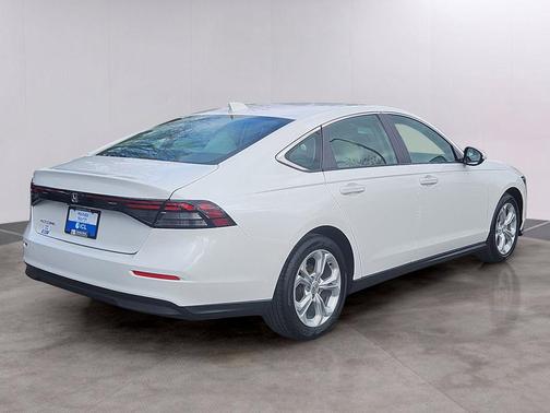 2023 Honda Accord LX 1.5T