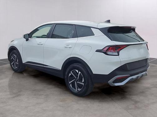 2024 Kia Sportage Hybrid LX