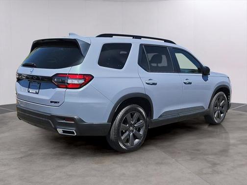 2023 Honda Pilot AWD Sport
