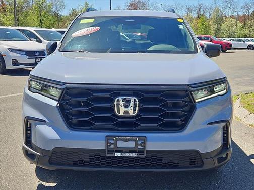 2023 Honda Pilot AWD Sport