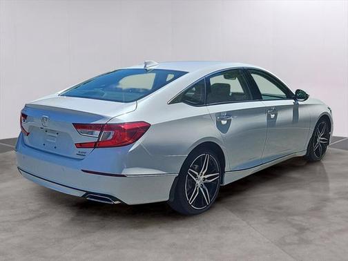 2022 Honda Accord Touring 2.0T