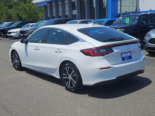 Platinum White Pearl 2024 Honda Civic LX