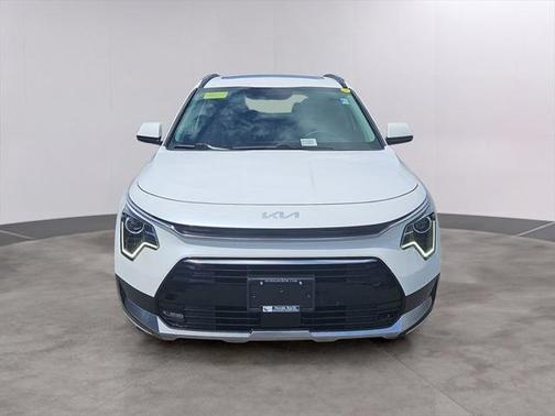 2023 Kia Niro Touring
