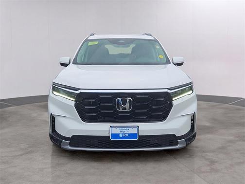 2025 Honda Pilot Touring 8-Passenger