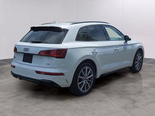 2024 Audi Q5 e 55 S line Premium Plus