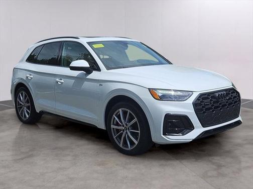 2024 Audi Q5 e 55 S line Premium Plus