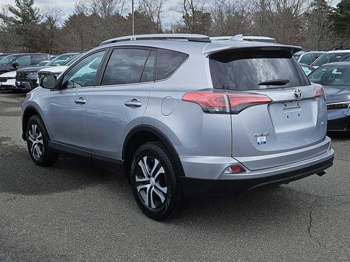 Silver Sky Metallic 2016 Toyota RAV4 LE