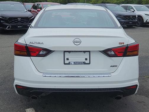 2023 Nissan Altima SR Intelligent AWD