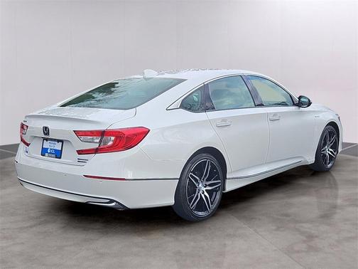 2022 Honda Accord Hybrid Touring