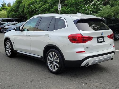 Photo 4 of 37 of 2018 BMW X3 xDrive30i