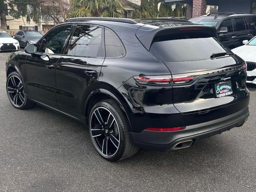 2020 Porsche Cayenne Cayenne