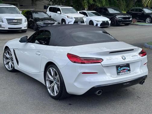 Mineral White Metallic 2019 BMW Z4 sDrive30i