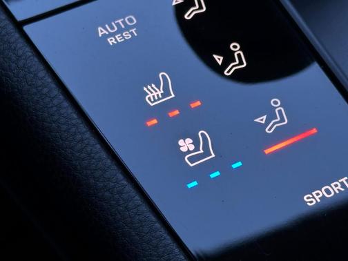 2022 Porsche Macan S