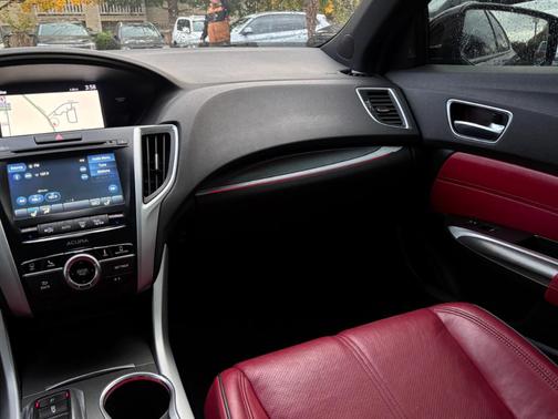 2019 Acura TLX V6 Technology & A-Spec