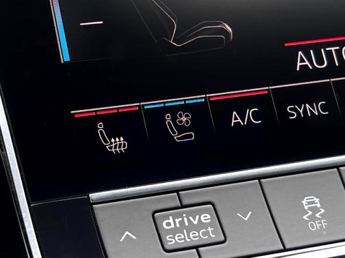 2020 Audi Q7 55 Premium Plus