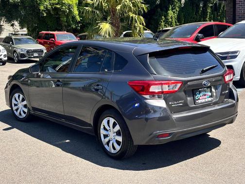 2018 Subaru Impreza 2.0i