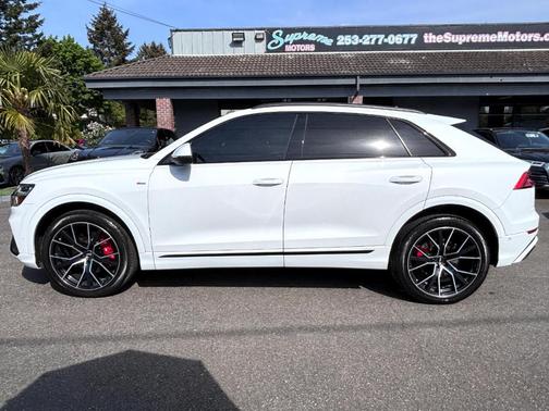 2020 Audi Q8 55 Premium