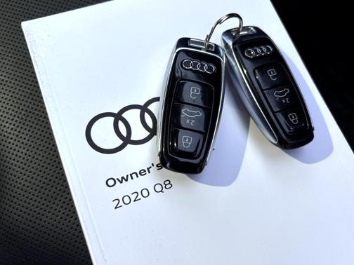 2020 Audi Q8 55 Premium