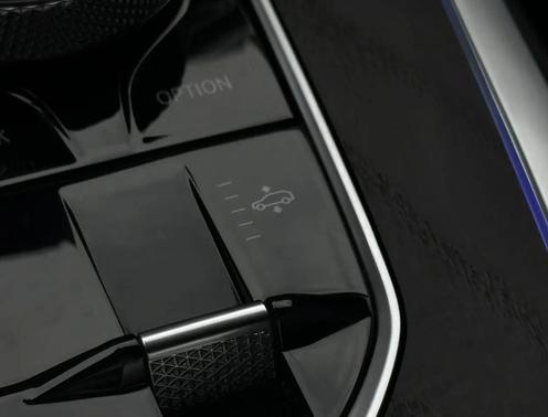 Black 2022 BMW X7 xDrive40i