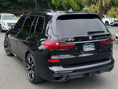 Black 2022 BMW X7 xDrive40i