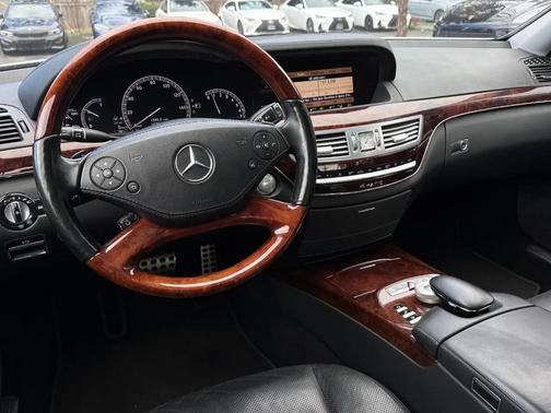2010 Mercedes-Benz S-Class 4MATIC