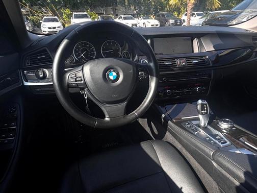 2015 BMW 528 i xDrive