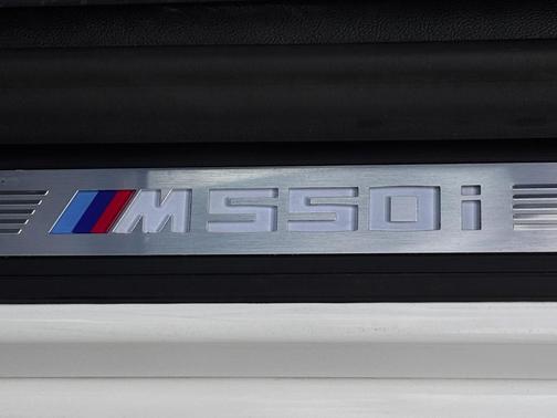 2021 BMW M550 i Xdrive