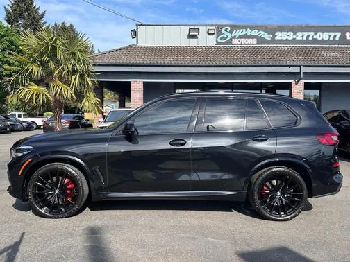 Black Sapphire Metallic 2023 BMW X5 xDrive40i