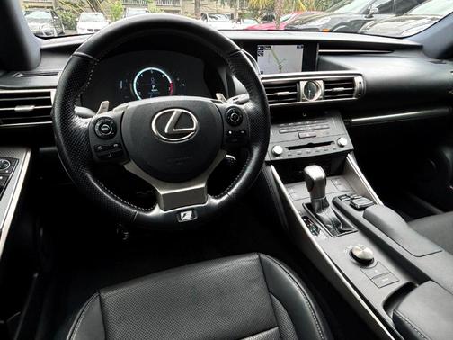 2016 Lexus IS 350 Base