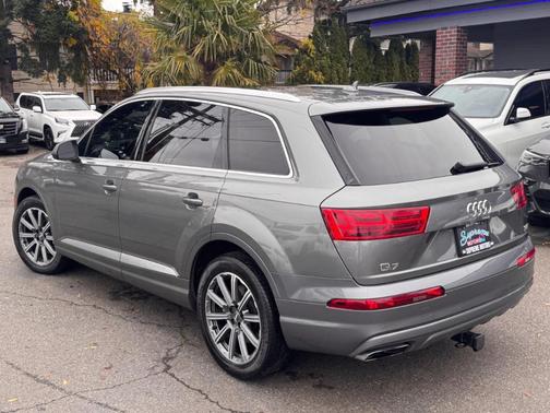 2017 Audi Q7 3.0T Premium