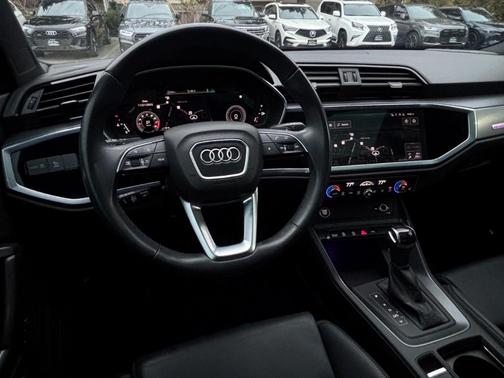 2022 Audi Q3 45 S line Premium Plus