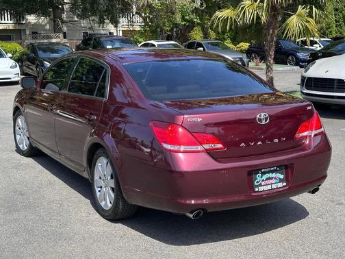 Cassis Pearl 2007 Toyota Avalon Touring