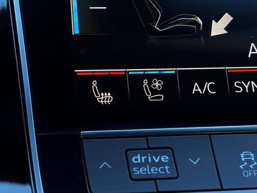 2021 Audi Q7 55 Prestige