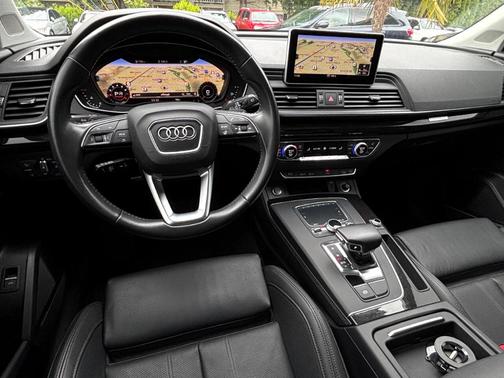 2018 Audi Q5 2.0T Prestige