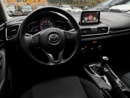 2016 Mazda Mazda3 i Touring