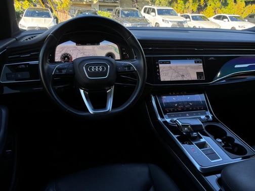 2021 Audi Q7 55 Premium Plus